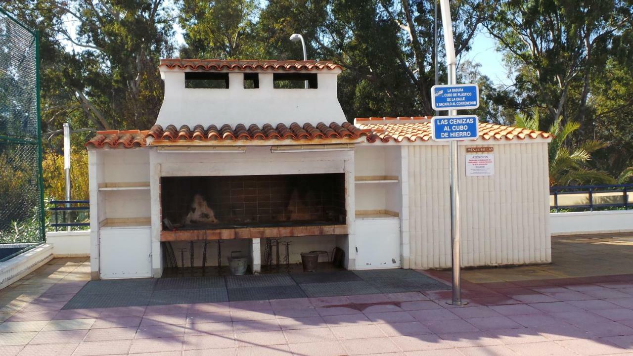 Apartamento El Eden Playa De Gandia 外观 照片